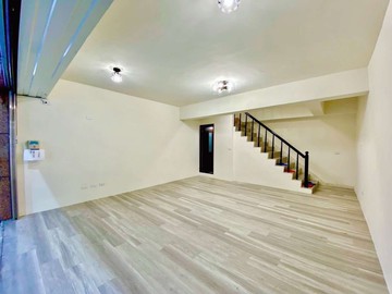 信實逸瑄承辦#國美館精裝修臨路樓店附平車｜台中市西區樂群街