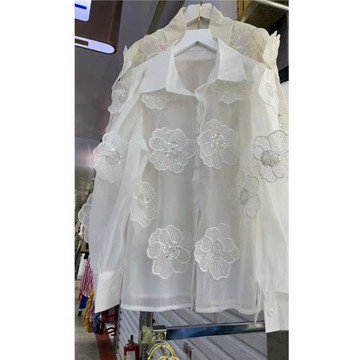 網紅同款2026春季新款法式小香風亮片立體花朵氣質網紗襯衫襯衣女