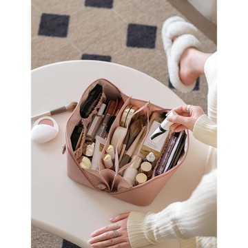 化妝包女2026新款便攜式大容量手提化妝刷收納包高端旅行洗漱包袋