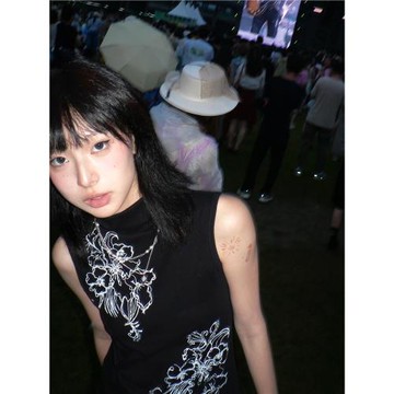(免運)25ss “涉谷街頭”手工釘珠夏季無袖花花背心上衣