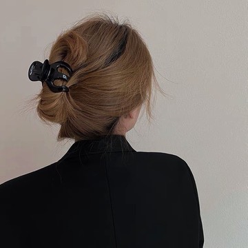 女生髮夾 小髮夾 馬尾夾 透明髮夾 現貨 弧圓形 小爪夾 髮夾 鯊魚夾 盤髮