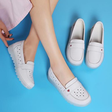 新款真皮白色護士鞋女洞洞鞋單鞋軟底平底鏤空不累腳衛校實習透氣