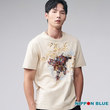 網路獨家【結帳2件再88折】金標金豬駄寶繡花短TEE(淺卡其) -  BLUE WAY 日本藍