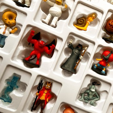 𝗈𝗅𝖽𝗍𝗈𝗒𝗌𝗍𝖺𝗍𝗂𝗈𝗇 辛普森家庭 恐怖樹屋系列 小玩具 玩具公仔 模型收藏 荷馬 霸子 花枝 美枝 奶嘴 美式復古