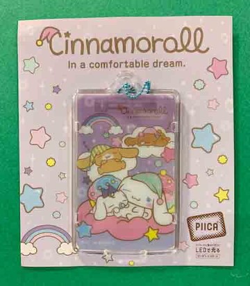 【震撼精品百貨】大耳狗 Cinnamoroll Sanrio 大耳狗喜拿 三麗鷗日本製發亮感應卡片套 睡覺#52220 震撼日式精品百貨