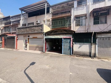 楠梓德賢商圈X科技之心靜巷車庫面寬透天｜高雄市楠梓區德信街