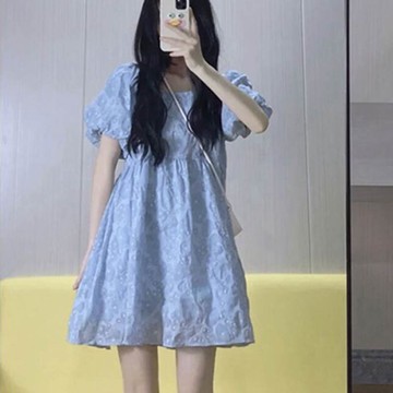 2022年春夏藝術感在逃連衣裙子超仙公主裙小子藍色女茶歇娃娃裙