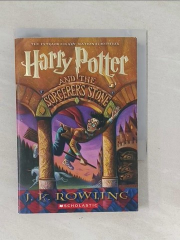 【書寶二手書T1／原文小說_SWH】Harry Potter and the Sorcerer's Stone_Rowling, J. K.