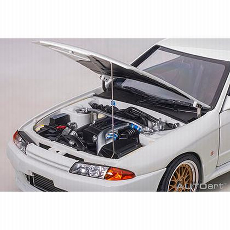 オートアート 77412 日産 スカイライン GT-R （R32） 『湾岸