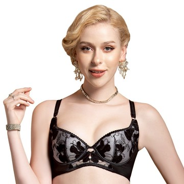 SWEAR 思薇爾 芙絨情迷系列 B-G罩 背心型 蕾絲 刺繡 包覆 女內衣 (黑色)