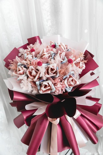 莓果色花/鈔票花束/錢花束/有錢花/生日花束/情人節花束/生日驚喜