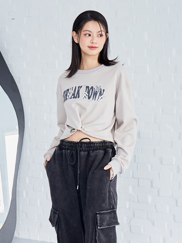 前腰簡約扭結勾別針長袖上衣