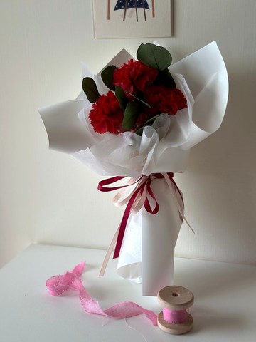 不凋花/乾燥花-mother's day 永生經典紅康乃馨小花束