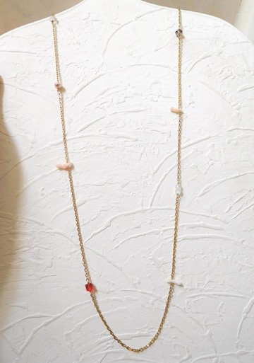 不規則粉珊瑚不對稱中長鏈 特製合金 僅一條