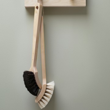 瑞典 iris hantverk 長柄碗盤刷(黑馬毛) 精緻餐具器皿適用