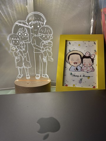 就愛全家聚一起【蠟筆風線條】原木Led夜燈藍芽喇叭   客製化夜燈