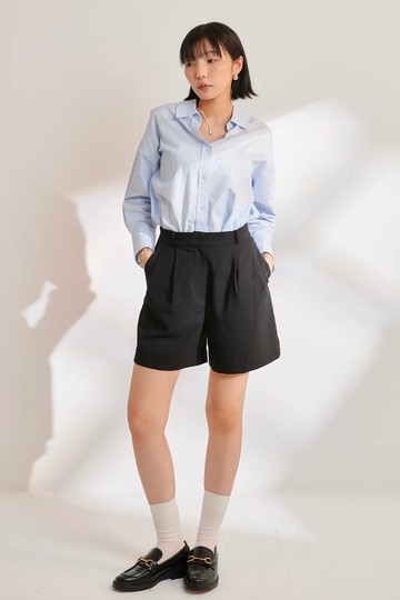 Pleated Bermuda Shorts - Black |  百慕達西裝短褲 - 黑