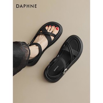 達芙妮厚底休閑涼鞋女2026新款夏季沙灘黑色配裙子踩屎感涼拖鞋子