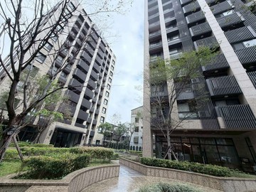 中壢夜市SOGO商圈~光明無限2房車｜桃園市中壢區光輝街