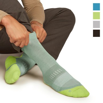 【紐西蘭Icebreaker】男 中筒薄毛圈健行襪(+)