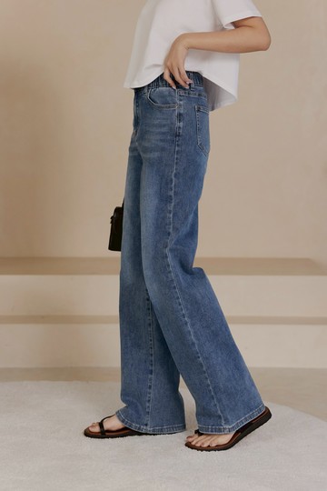 自訂 天天穿顯瘦直腿落地褲(中藍)