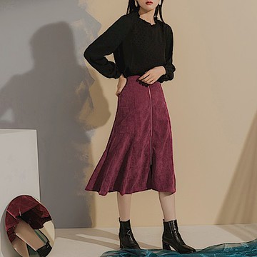 OB嚴選-質感燈芯絨開衩傘襬中長裙