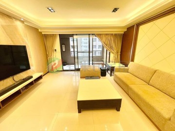 專任【由鉅豪宅】百萬裝潢｜大四房雙平車｜3198萬｜台中市西區五權七街