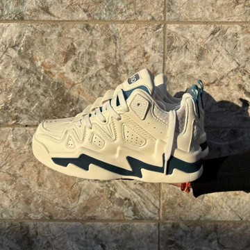 2025國潮波浪紋厚底籃球運動鞋女小眾chic學生百搭輕便跑步鞋情侶