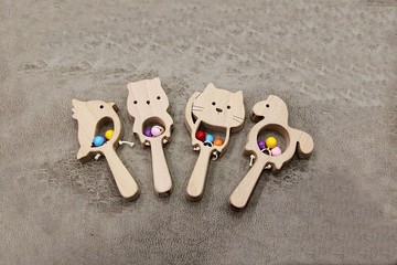 原木搖搖動物鈴鐺 手搖鈴 送禮 彌月禮