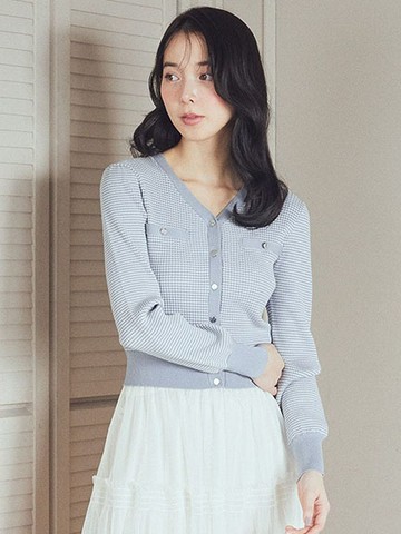 V領格紋配色長袖針織外套(01000114000) - earth music&ecology