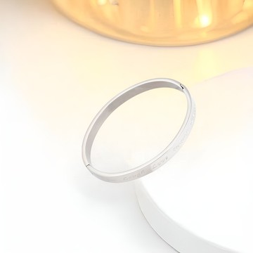 【晶鑽幻影】信念之光多重鏈手鐲 | 鋼意交織光耀不滅  堅定之環