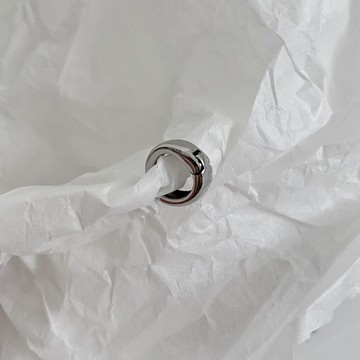 橢圓 耳骨夾 不對稱 耳夾 耳骨夾 無耳洞 鈦鋼 簡約 現貨 實拍 韓國空運 簡單 素面 耳環 SE110