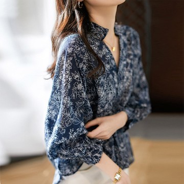 【LANNI 藍尼】現+預 簡約氣質V領襯衫(燈籠袖/七分袖/印花)