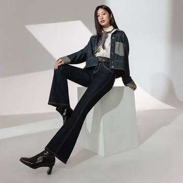 OB嚴選 女神褲．彈塑美腿喇叭牛仔顯瘦褲 《BA7893》