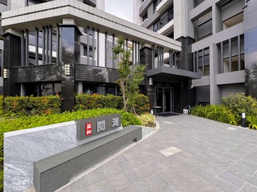 太平新光特區河岸2房平車華廈｜總價1288萬｜台中市太平區旱溪東路二段