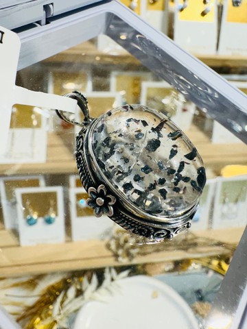 小精品滿版黑毒液彼岸花瓣超七13.2g純銀項鍊三輪骨幹水晶