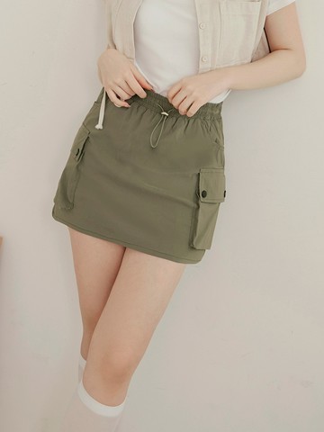素色腰抽繩鬆緊大口袋短裙
