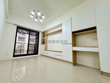 ♥️新林國小♥️峰閣♥️雙陽台兩房車★衛浴開窗｜新北市林口區三民路