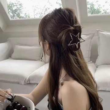 台灣現貨🎉東大門熱門款 星星造型 甜美加分 金屬抓夾 新款髮夾 後腦勺鯊魚夾 上班 開學 小紅書 約會 INS CV3