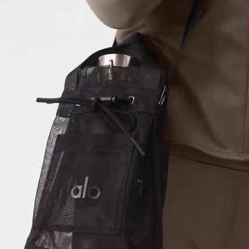 運動健身瑜伽手提單肩小挎包女大容量斜挎水桶收納包