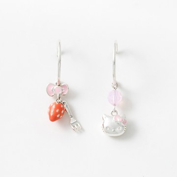 Hello Kitty 草莓午茶耳環 / Hello Kitty strawberry tea party earring