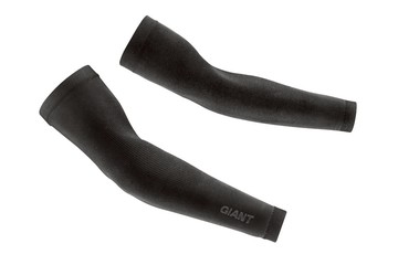 【GIANT 捷安特】無縫抗UV涼感袖套
