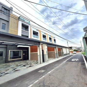 ⚜️大吉⚜️霧峰中投大面寬雙車四套房田園風情別墅｜台中市霧峰區五福路