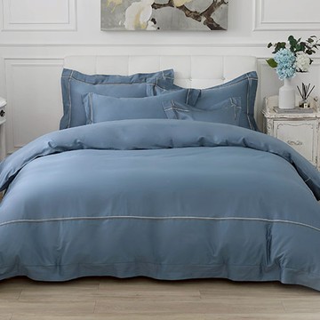 鴻宇寢飾 300織純色刺繡 - 迷霧藍 雙人加大  床包 + 枕套組