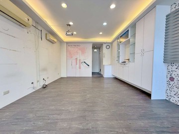 專約正20米大業路上1+2樓店面~有2坡道平面車位｜台中市西區大業路