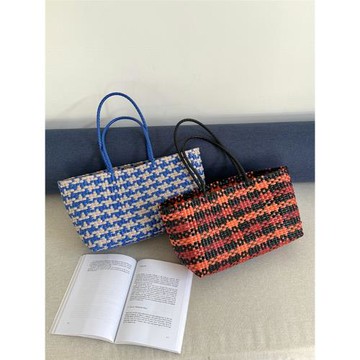 2025新ins沙灘度假編織包大容量單肩包小眾復古包包新款菜籃子包