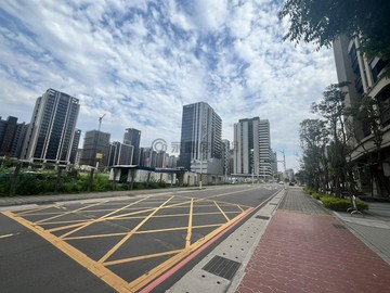 小檜溪~昭揚天馳邊間3+1房車｜桃園市桃園區民光東路