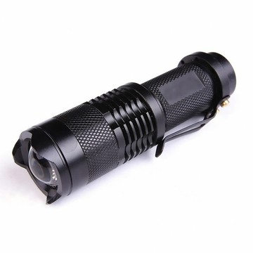 手電筒 【EZlife】L2變焦迷你夾式強光手電筒套組