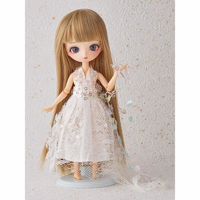 Harmonia bloom Seasonal Doll Gabriela