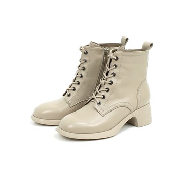 帥氣綁帶羊皮馬丁短靴-米白